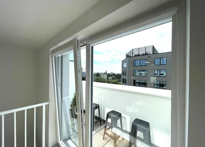 By The River - Center Apartman *