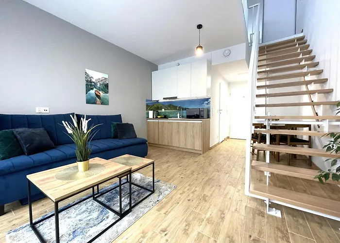 By The River - Center Apartman