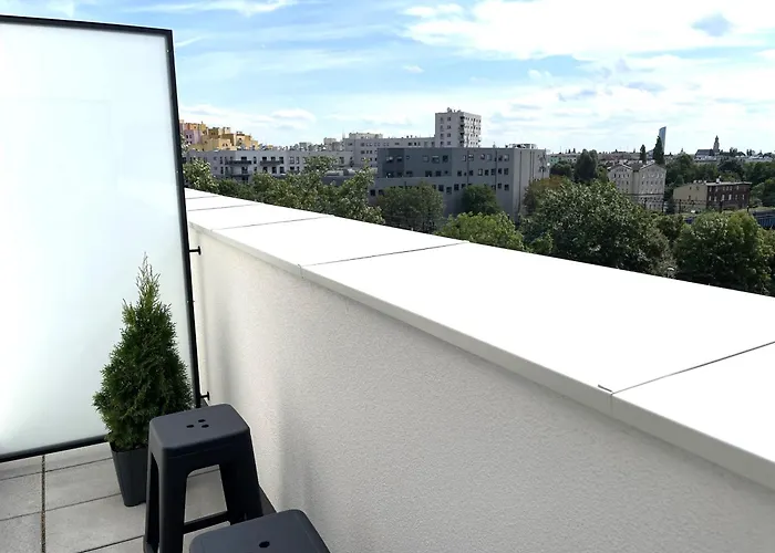 By The River - Center Apartman Wrocław