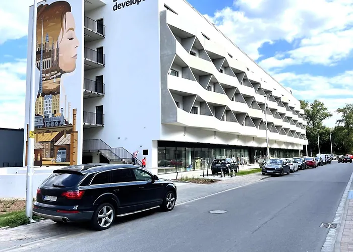 By The River - Center Apartman Wrocław