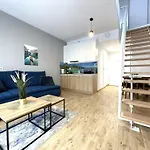 By The River - Center Apartman
