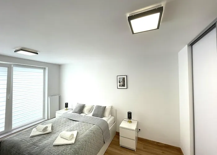 By The River - Center Apartment Wroclaw